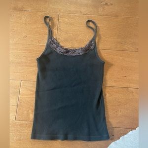 BRANDY MELVILLE lace tank top 💗💗